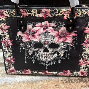 Floral Skull Design Women's Handbag